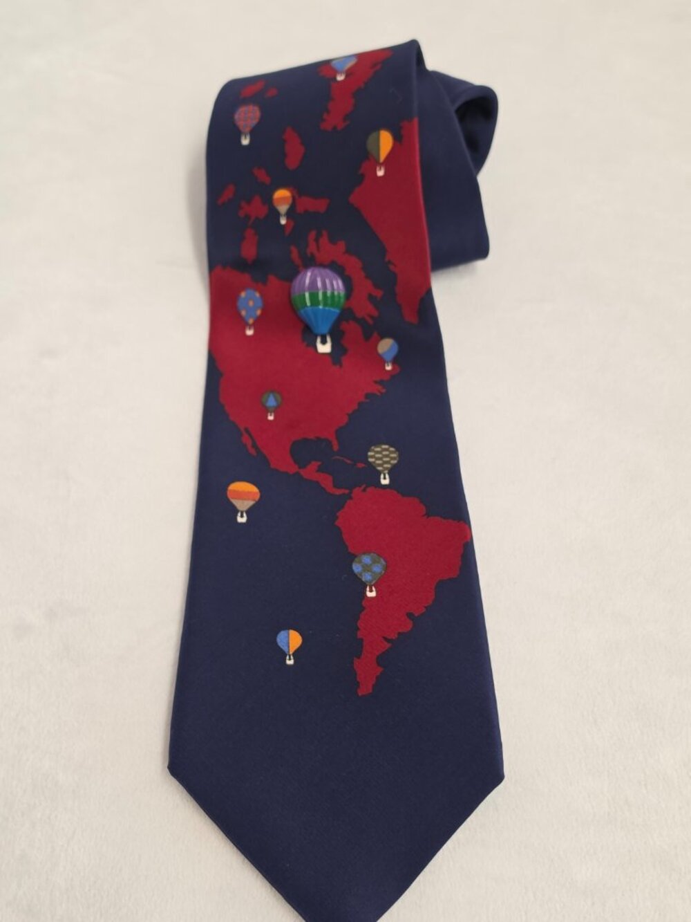 Vicky Davis “Above it All” Novelty Hot Air Balloon Theme Tie